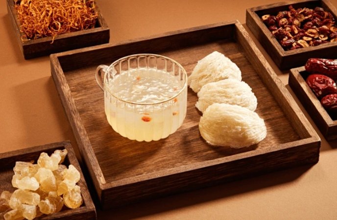 van chuyen to yen sao di nuoc ngoai 3